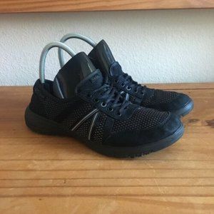 Keds Ortholite Size 8 Fuse Canvas/Mesh Fashion Sneakers Color Black.